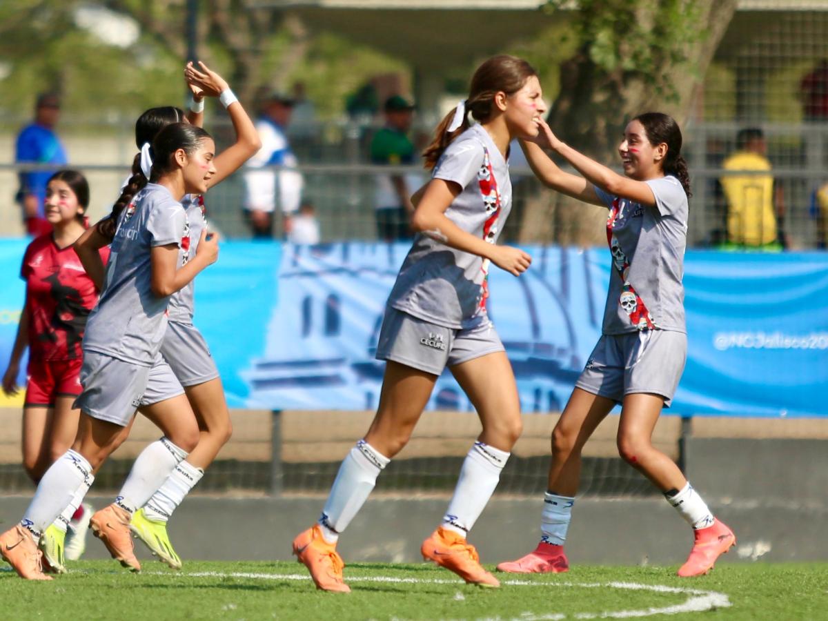 Michoacán clasifica a semis del torneo nacional de fútbol&nbsp;femenil